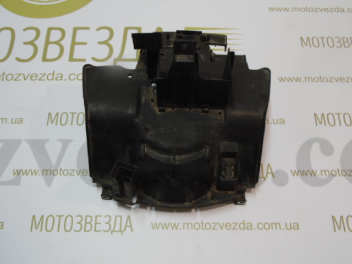 Пластиковая подставка под аккумулятор Honda Lead AF 20/HF05