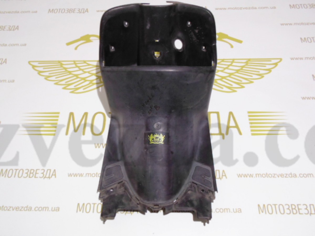 Подгазетник  Honda Dio AF-34 (81131-GBLA-0000) Выбрать цвет! 