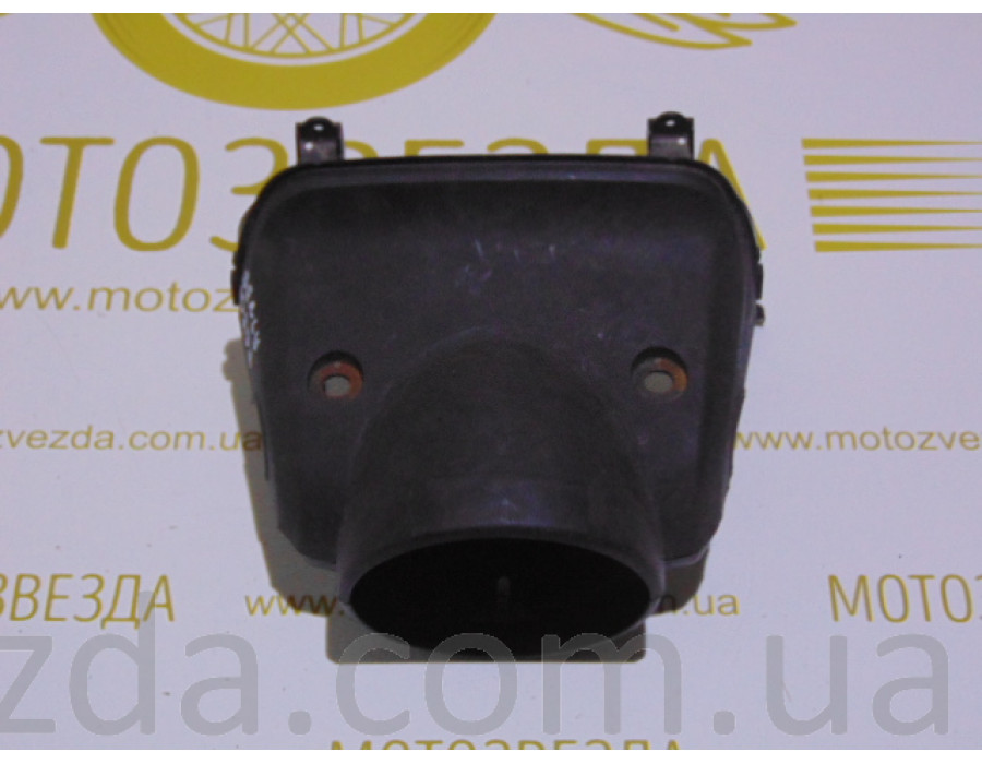 Пластик фары HONDA BENLY-50 AA03 (53215)