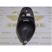 Бардачок под сиденье Suzuki Address 125S CF4MA (92211-04J00)
