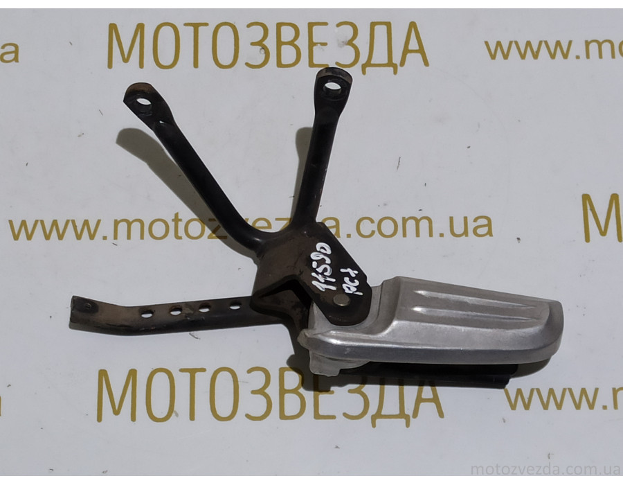 Подножка пассажирская Honda PCX 125 JF-28/150 KF-12(50730-KWN-900 L) Левая.