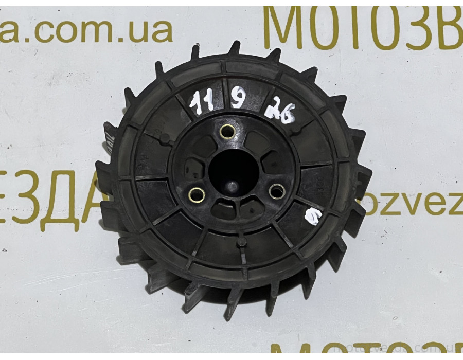 Крыльчатка генератора Suzuki Address 125 G 33GO CF46A