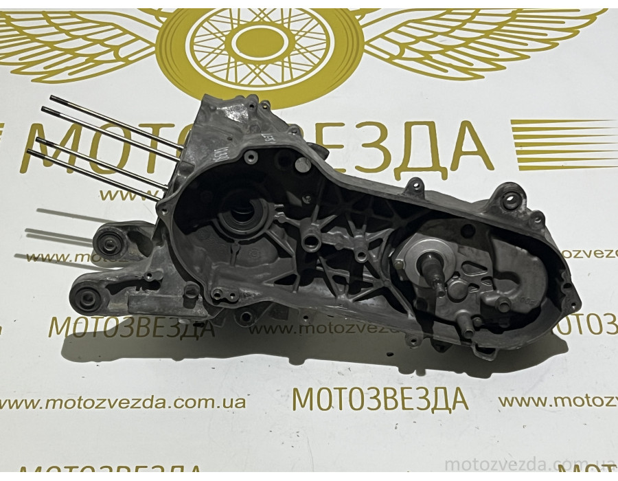 Картера с редуктором A404 Suzuki Lets 4 / 5 / Address V-50 Japan