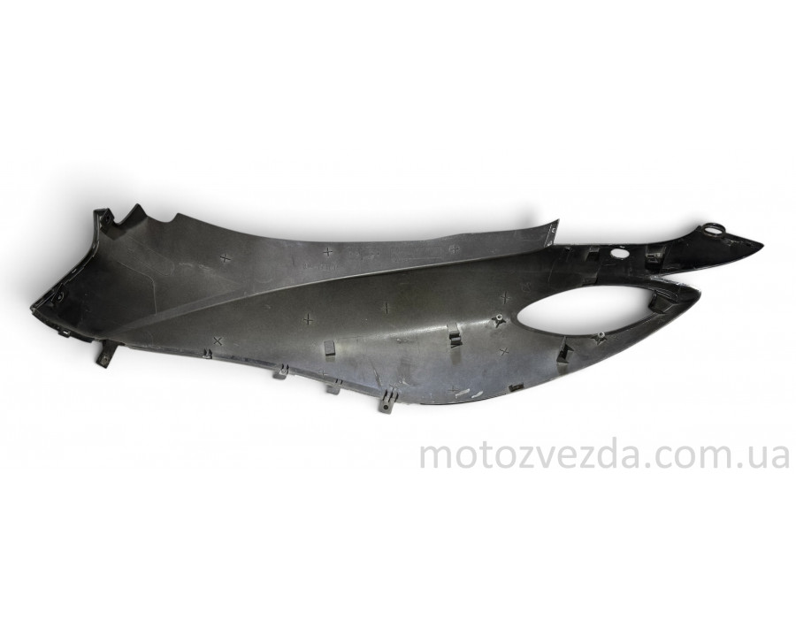 Боковой обтекатель правый Yamaha SA-36J / SA-39J (1P4-1731-R) Japan Под покраску! Б/У