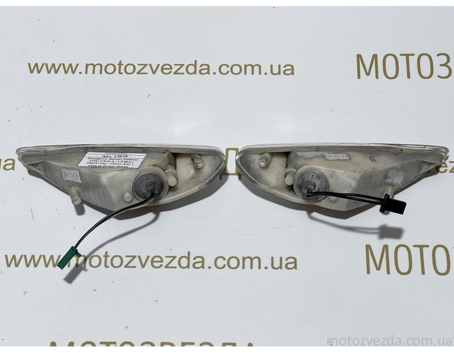 Повороты Suzuki Address 125G CF4EA / CF46A ( 35631-33G / 35611-33G ) стекла белые Japan