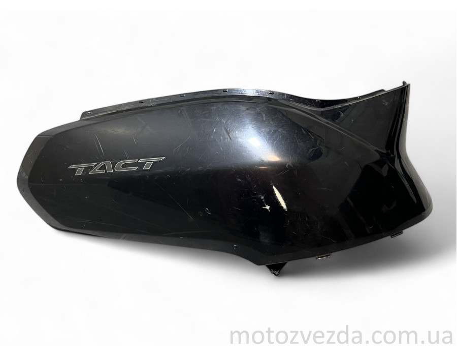 Боковой обтекатель Honda Tact AF-75 / AF-79 / AY01 Japan ( 83610-GJA-J001 ) Правый