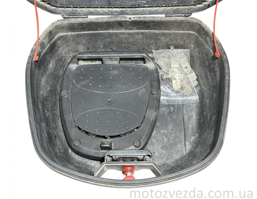 Кофр фірмовий 33л. + підставка кофра GIVI Monolock system