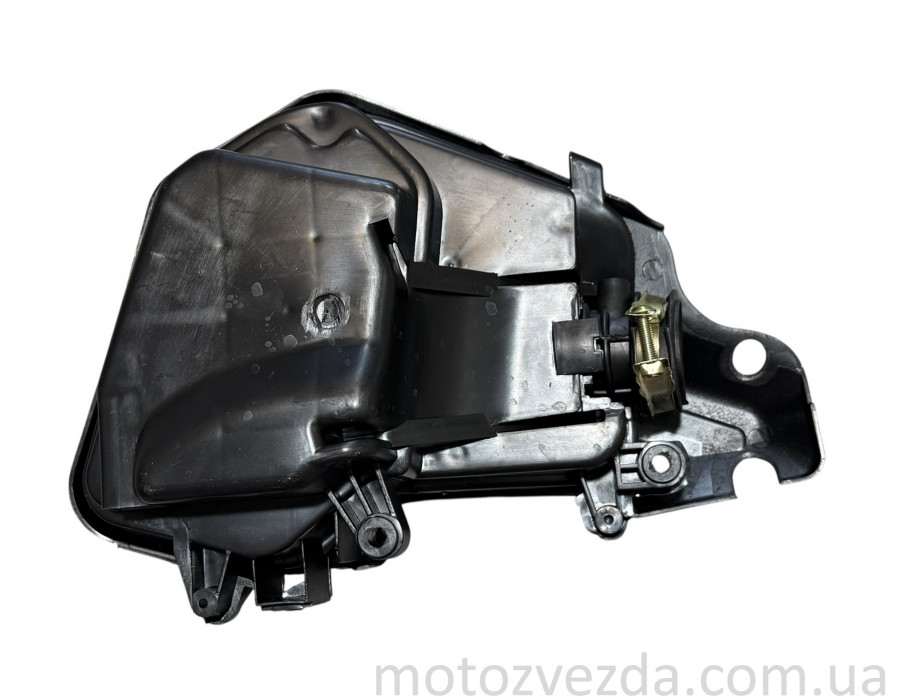 Корпус повітряного фільтра HONDA DIO AF18 +хомут "LIPAI"