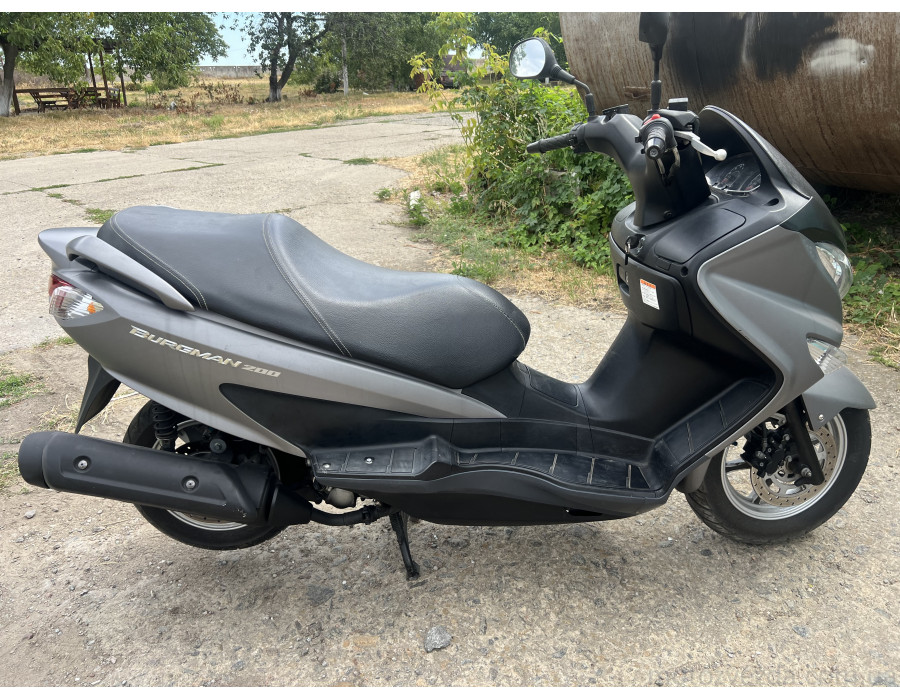 Suzuki Burman 200 CH41A-700919 2014року.