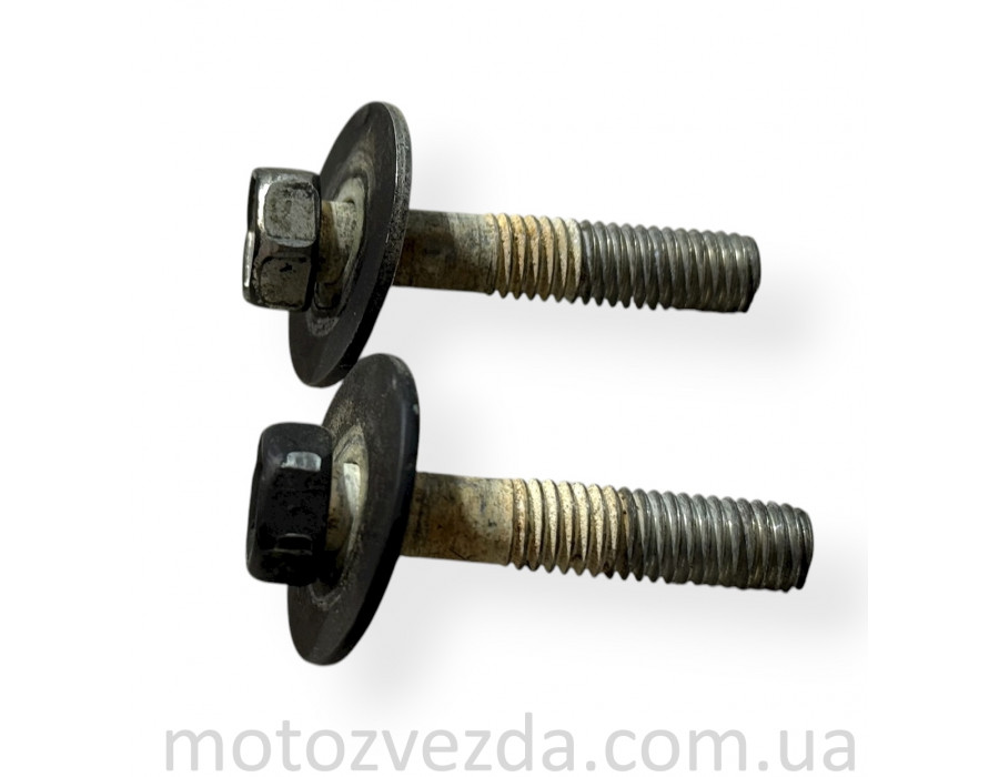 Болт глушника (1шт ) Yamaha GEAR 4T UA06J / UA07J / UA08J Japan