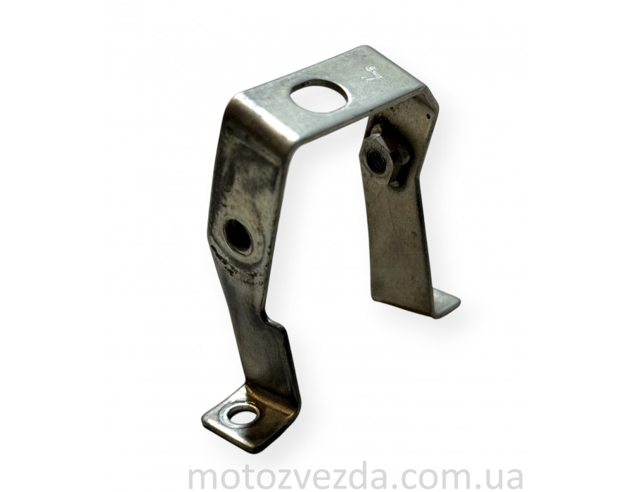 Крепление защиты рук (L) Yamaha GEAR 4-Т UA-06J / UA07J / UA08J Japan