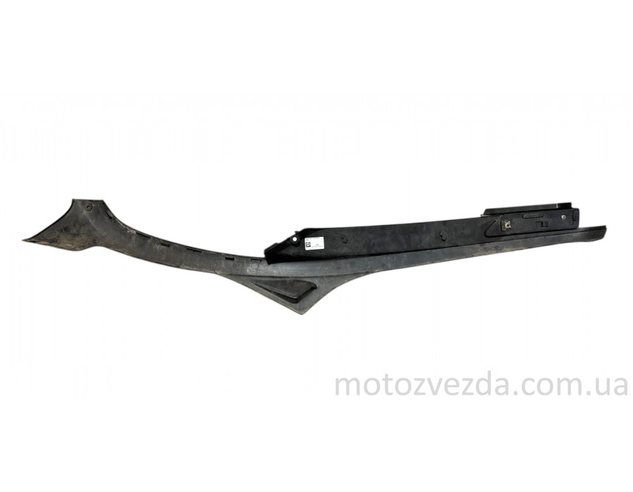 Лыжа (Правая) Suzuki Sepia (старая)