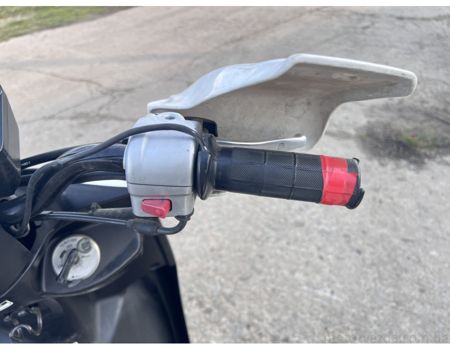 Скутер Yamaha Gear UA07J-002485