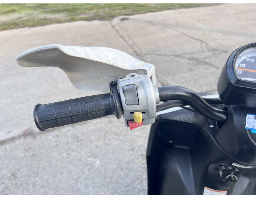 Скутер Yamaha Gear UA07J-002485