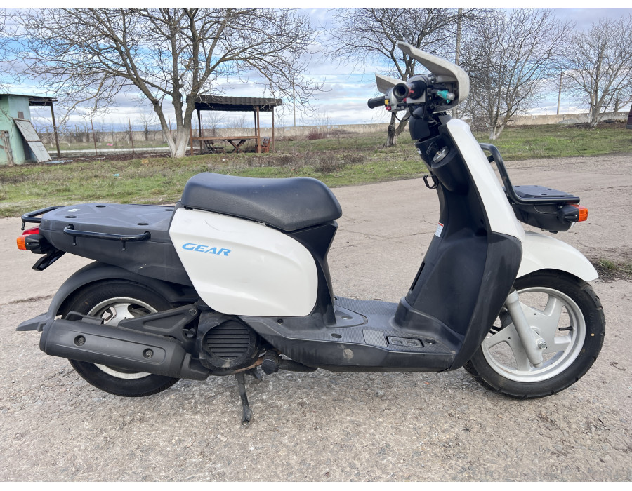 Скутер Yamaha Gear UA08J-007226