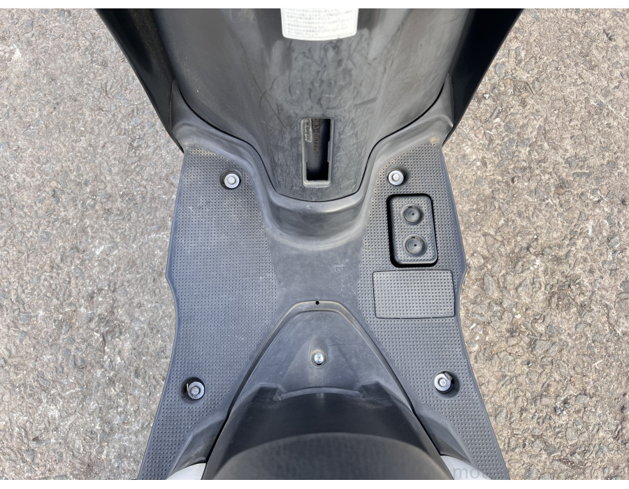 Скутер Yamaha Gear UA08J-007226