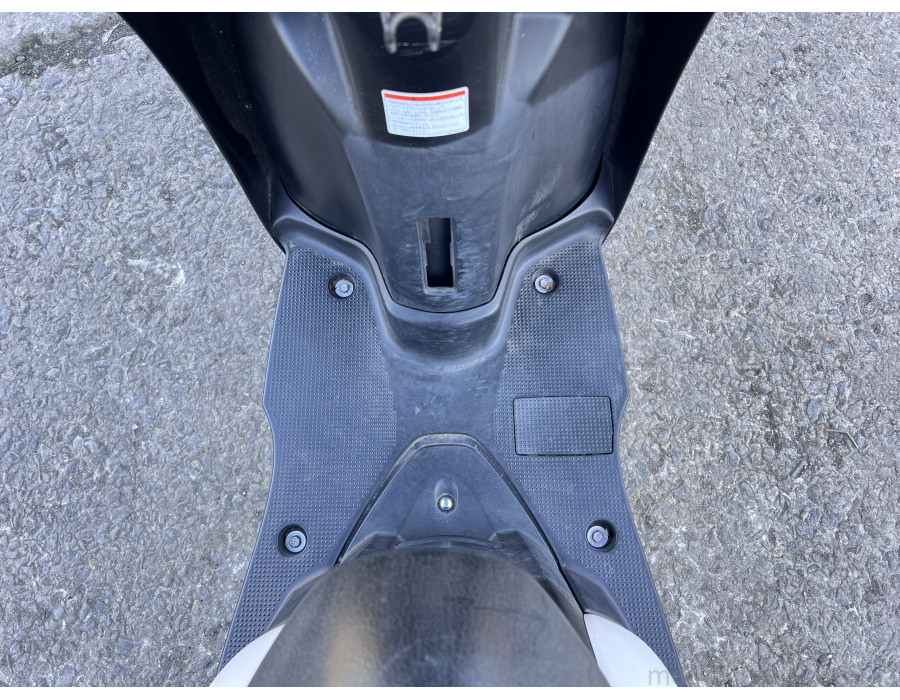 Скутер Yamaha Gear UA08J-024708