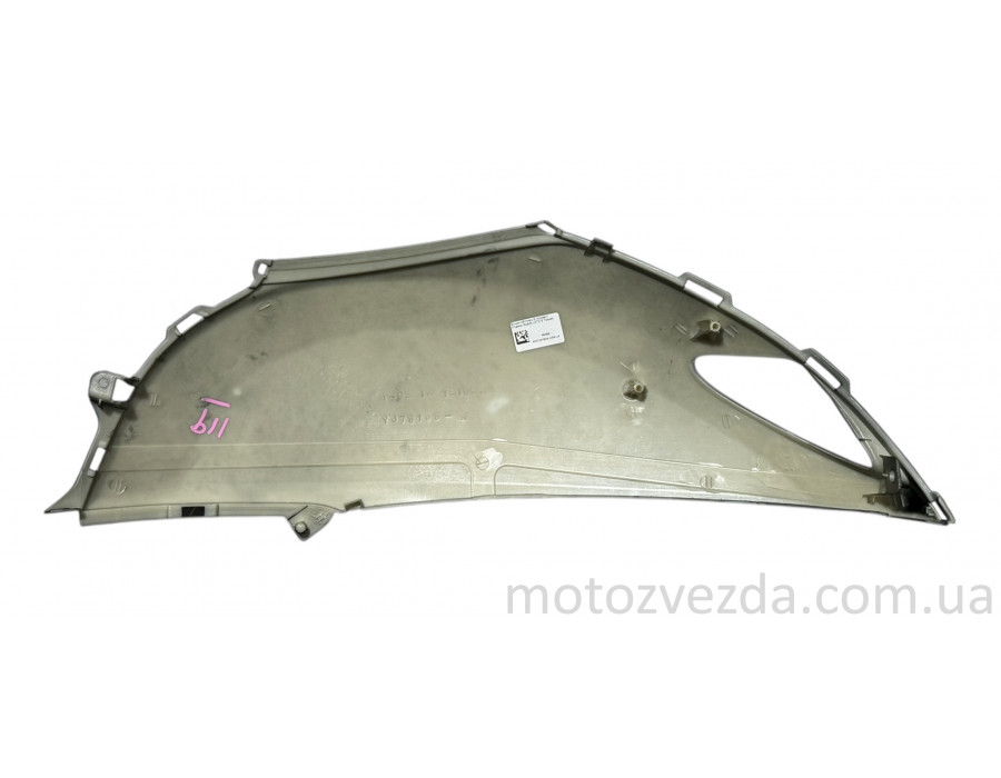 Боковой обтекатель R (правый) (Уценка) Suzuki LETS 6 Taiwan