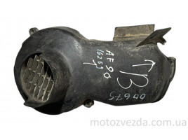 Кожух обдува велика частина  Honda Lead 90 HF-05E / Joker HF-09E GW3 Japan  з дефектом!!!