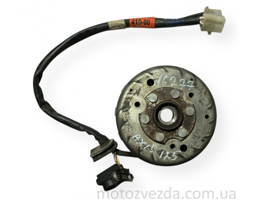 Генератор + магнит YAMAHA AXIS TREET 125 SE53J (E3F1E) JAPAN