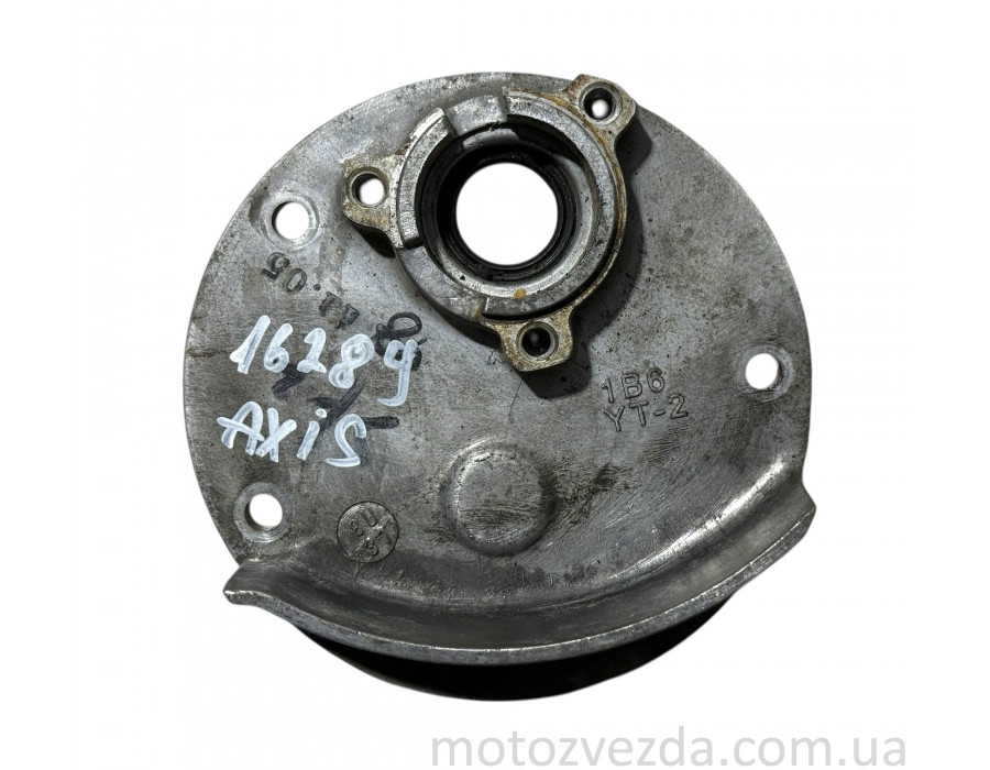 Крышка маслонасоса YAMAHA AXIS TREET 125 (SE53J) Japan