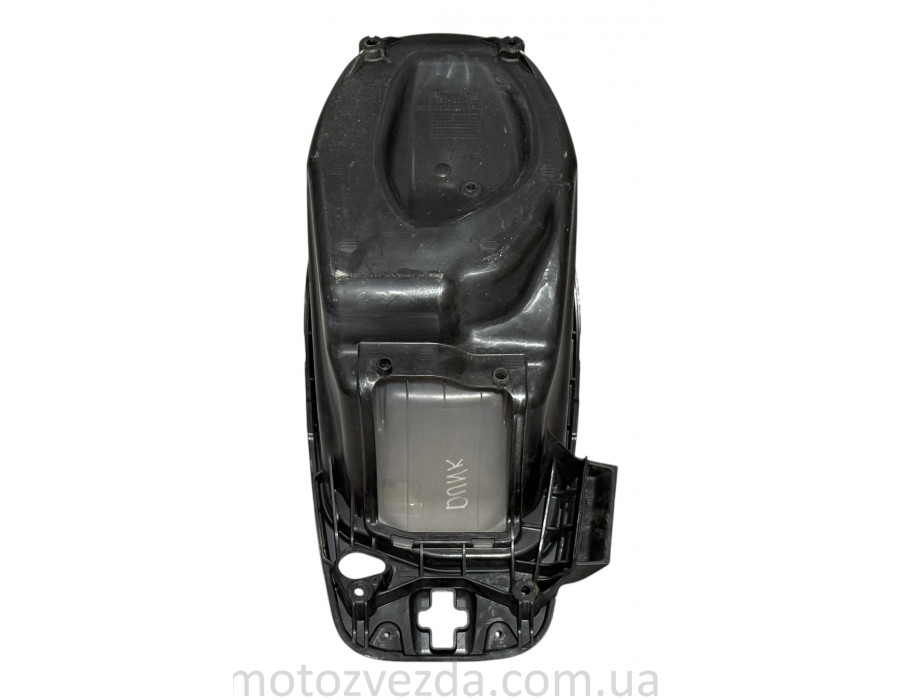 Бардачок под сиденье Honda DUNK AF-74 + лючок АКБ (81250-GGZ-J000)