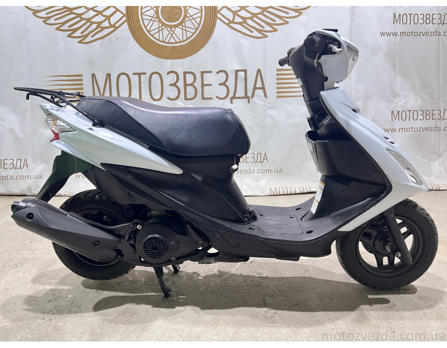 Скутер Suzuki Address V-125 CF4MA-1600** підготовлений