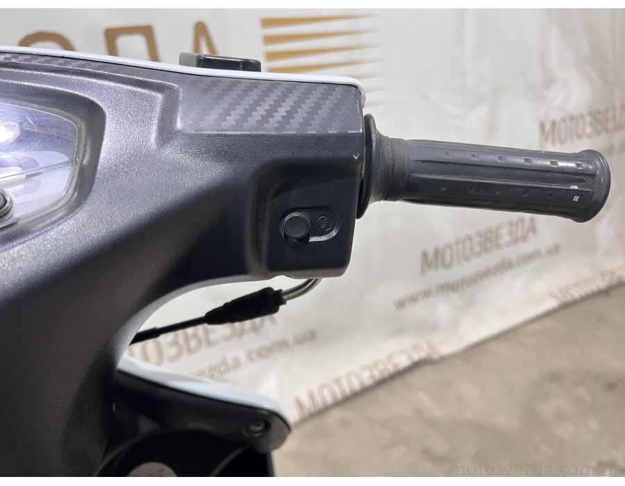 Скутер Suzuki Address V-125 CF4MA-1600** підготовлений