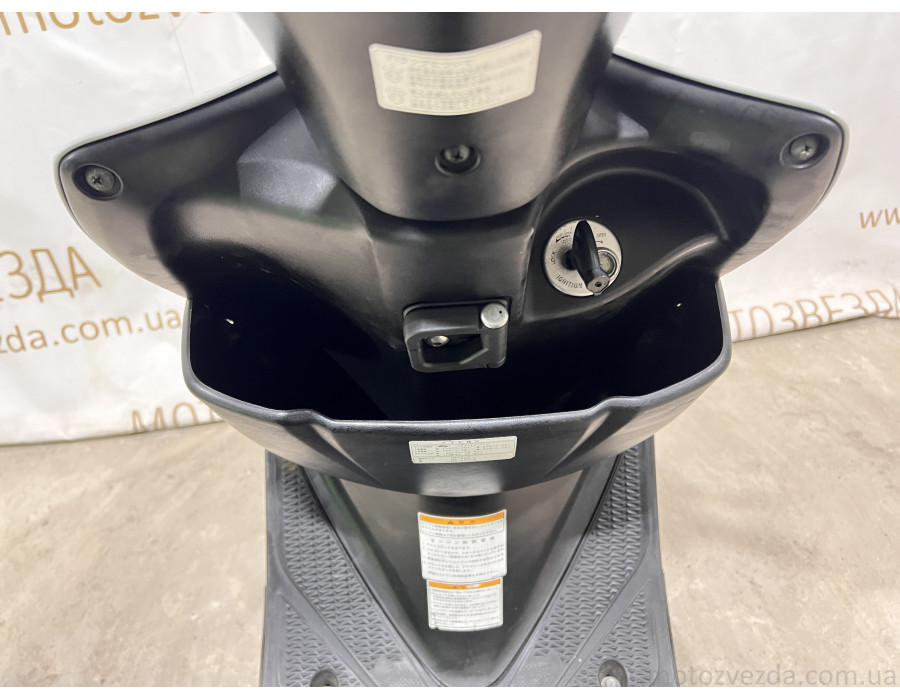 Скутер Suzuki Address V-125 CF4MA-1600** підготовлений