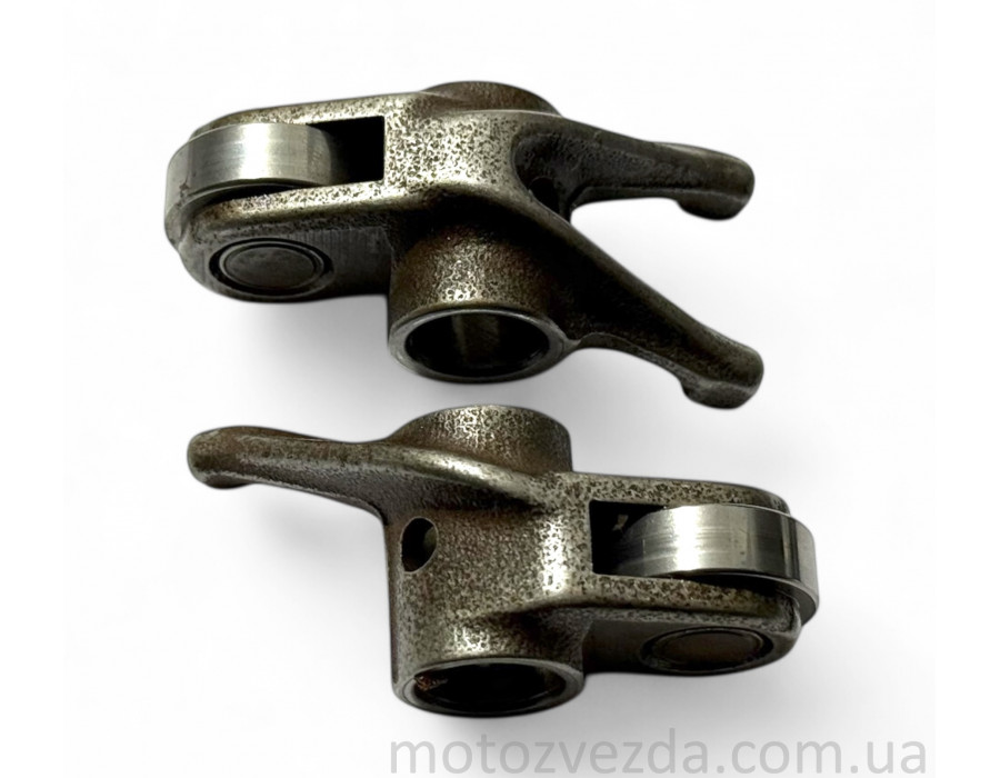 Рокера Yamaha Jog SA-36J/SA-39J/SA-31/GEAR UA06/UA07 (пара) Japan