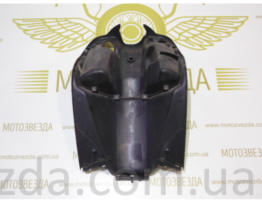 Подгазетник Honda AF 56/57 (81131-GEV-0000) черный