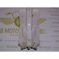 Подгазетник Honda AF 18/25 (64311-GWO) белый