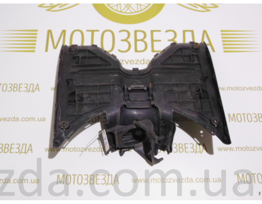 Полик Honda Joker (64310-GCKA-0000) есть небольшая трещина