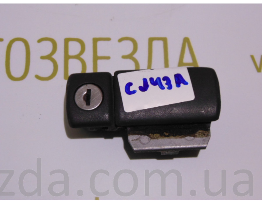 Замок бардачка SUZUKI SKYWAVE 250 CJ43A SUZUKI SKYWAVE 250 CJ43A