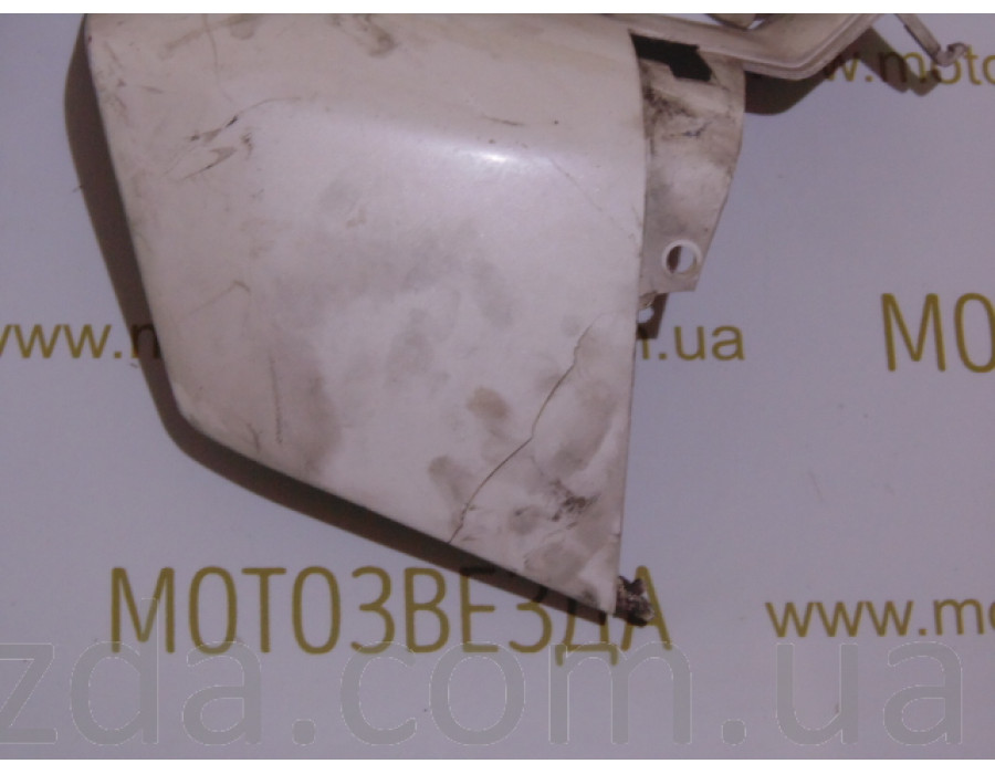 КРЫЛО HONDA LEAD AF20/HF05 (61100-GW2A-0000) БЕЛЫЕ