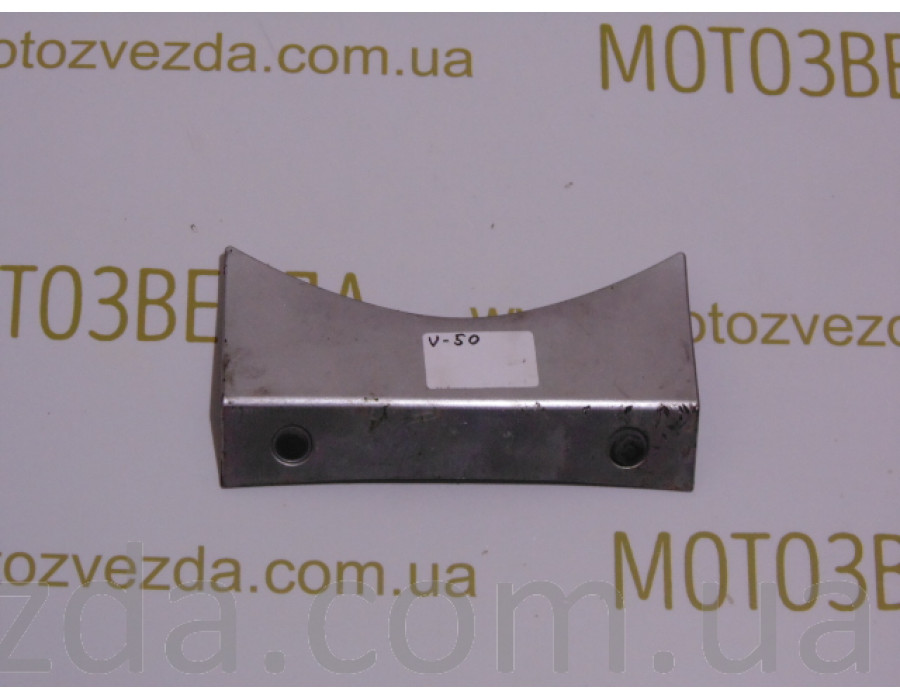 Вставка боковых обтекателей 48137-32G5 SUZUKI ADDRESS V-50 Japan