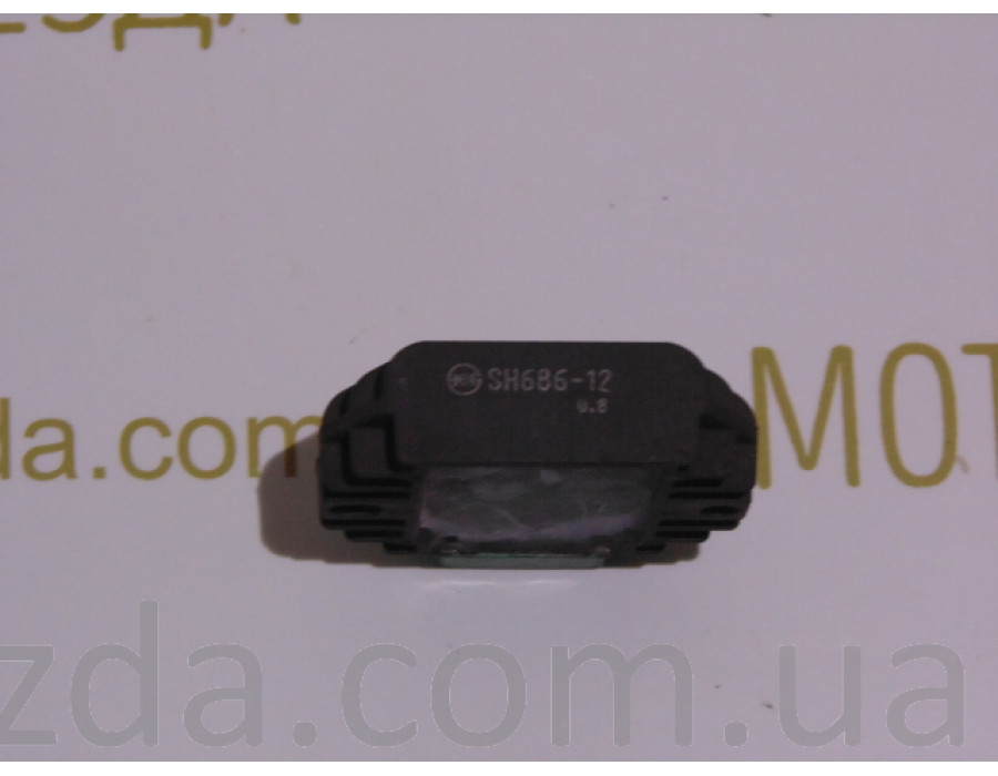 Реле регуляторов SH686-12 HONDA CREA AF 54